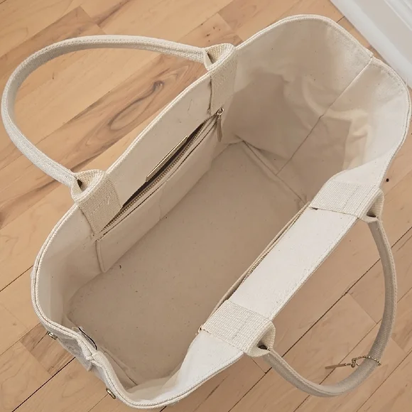 Elegant Cream Floral Tote Bag - Picture 6 of 12